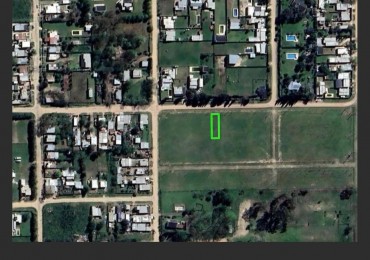 AMPLIO TERRENO EN LOBOS